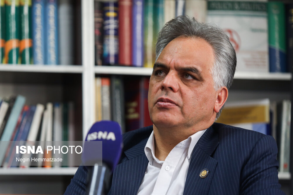 بازنشستگی سالانه تا ۳۰۰۰ پرستار در کشور / شرایط نامناسب نسبت پرستار به تخت بیمارستانی