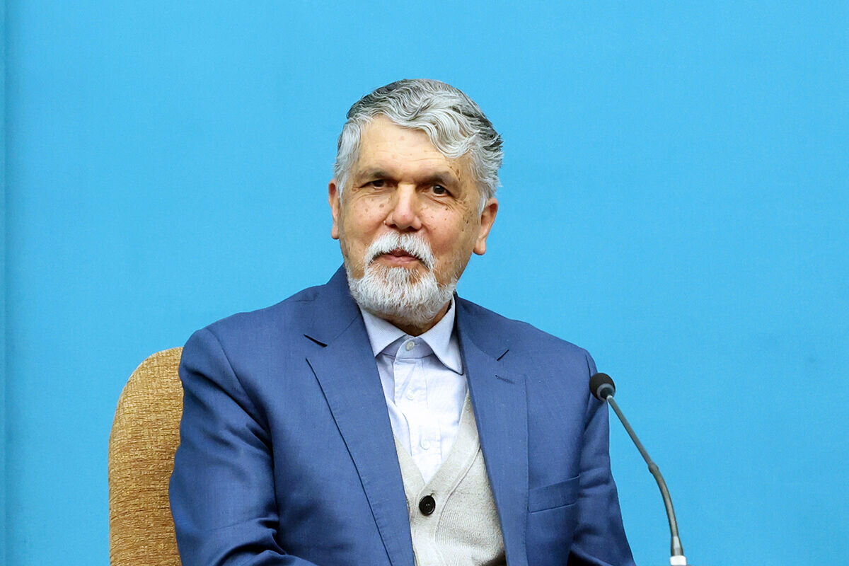 بدرقه باشکوه پاپ فرانسیس - وایتال